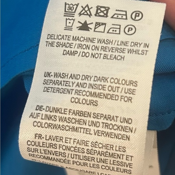 Boden Women’s Royal Blue Silk Blend Blouse Size 10 Short Sleeve, V-Neck - Picture 5 of 6